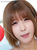 South Korean supermodel Xu Yunmei - red and white striped Bini(59)