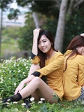 Outdoor shooting of pure beauty twins(7)