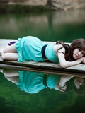 《湖心》台湾美女模特小雅外拍(19)