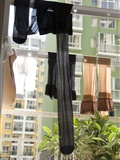 [Yuxiang drift] drying silk stockings and suspenders at home(9)