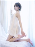 South Korean supermodel Xu Yunmei white gauze skirt room photo(25)