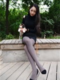Micro blog goddess yuenuan's photo of black silk legs(171)