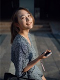 Bowing to the big guy, cute girl in Shenzhen school uniform, maid in Hong Kong(76)