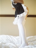 White silk maid(9)