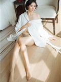 Hua Yang Hua Yang November 01, 2019 Vol.183 pure silk stockings and elegant bathrobes(38)
