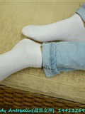 Pre war goddess's feet and legs cotton stockings(83)