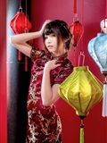 Red cheongsam and leg high heel of Chinese lady(16)