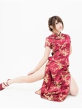 Red cheongsam and leg high heel of Chinese lady(2)