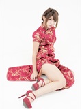 Red cheongsam and leg high heel of Chinese lady(8)