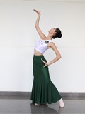 大西瓜美女图片 W006 舞蹈家1-文君 绿裙1(105)