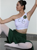 W006 dancer 1 - Wenjun green skirt 1(18)