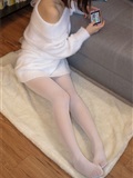 森萝财团萝莉丝足写真 X-012 白丝白毛衣(49)