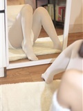 森萝财团萝莉丝足写真 X-012 白丝白毛衣(58)