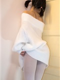 森萝财团萝莉丝足写真 X-012 白丝白毛衣(79)