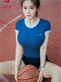 [Toutiao] headline goddess on January 27, 2019 Yi Yang holds the ball with both hands