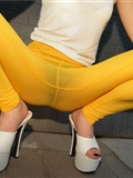 [AISS爱丝]丝袜美腿外拍 高清大图 NO.012关于紧身裤的那些事儿 模特 欣欣(29)