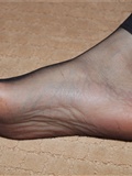 Close up of Heisi (2) Fanny's feet(32)