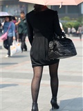 [outdoor Street Photo] 2013.09.13 black silk young woman wearing fashionable umbrella(8)