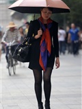 [outdoor Street Photo] 2013.09.13 black silk young woman wearing fashionable umbrella(13)