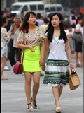[outdoor Street Photo] on September 23, 2013, the thigh high heels under the yellow skirt are very attractive(10)