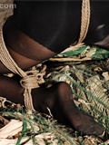 模特伊园 黑丝诱惑捆绑主题下的完美体现 丽贵丝袜美女图片(42)
