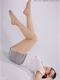 Model quiet female teacher's temptation of silk stockings(40)