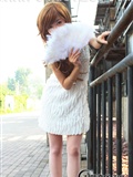 [Wang Chaogui's feet] Jiaoren Meizu green off shoulder skirt park bench white angel folding fan(4)