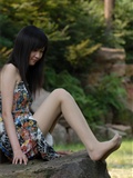 中高艺 Nessy外景丝袜高跟 国产模特美女图片(29)