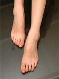 中高艺MICALL原版裸足写真套图　 国产美女丝袜(11)
